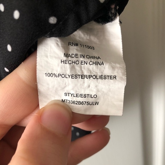 Lily White Women's Short Sleeve Black and White Polka Dot V-Neck Blouse 👚 - Picture 3 of 6